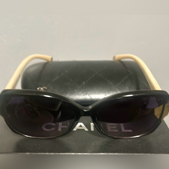 CHANEL SUNGLASSES 🕶️☀️ - Picture 2 of 11